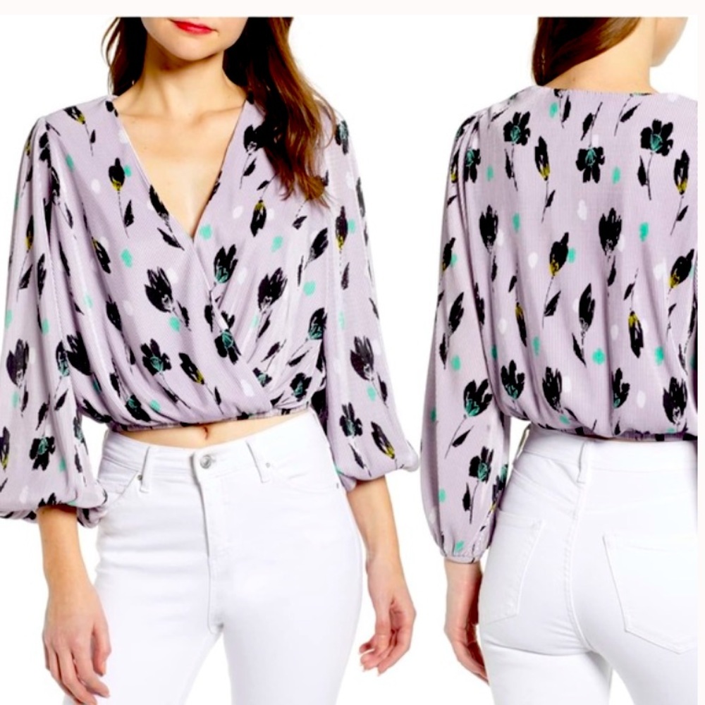 ASTR the label purple long sleeve floral crop top m medium